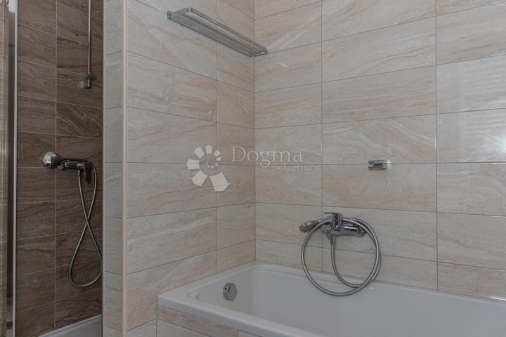 Flat Crikvenica, 115m2