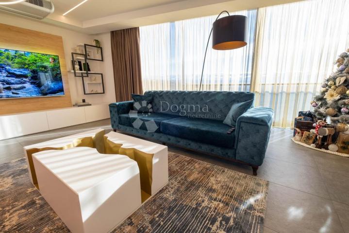 Wohnung Volosko, Opatija, 227,50m2