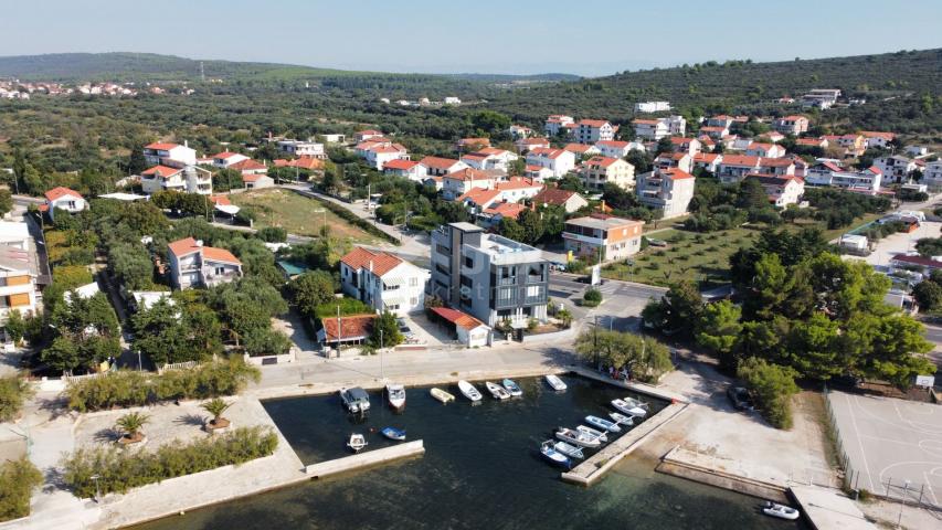 ZADAR, SUKOŠAN, 2 bedroom + bathroom apartment in a superb new building with a sea view