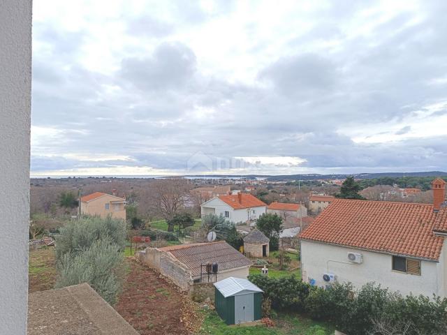 ISTRIA, LIŽNJAN 2BR+DB apartment on the 2nd floor with a garden ROH BAO - SEA VIEW!!