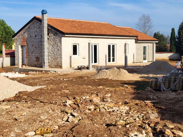 ISTRIEN, UMAG – Neu adaptiertes freistehendes Steinhaus