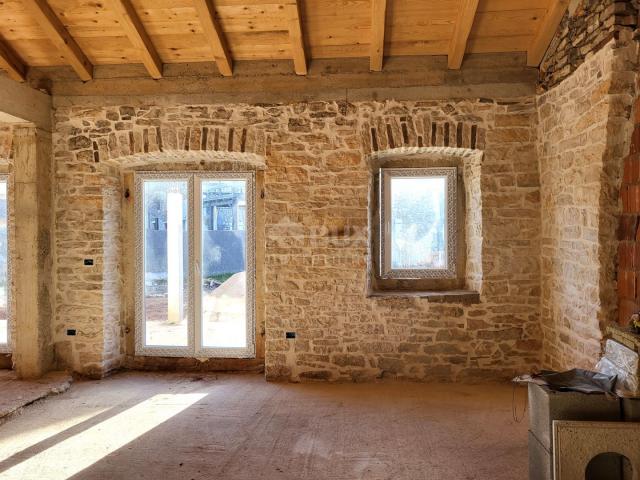 ISTRIEN, UMAG – Neu adaptiertes freistehendes Steinhaus