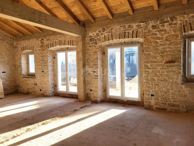 ISTRIEN, UMAG – Neu adaptiertes freistehendes Steinhaus