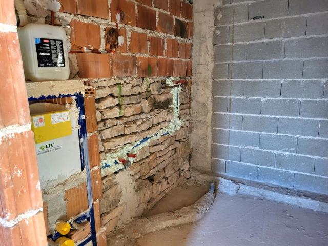 ISTRIEN, UMAG – Neu adaptiertes freistehendes Steinhaus