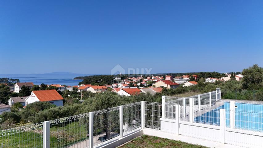 OTOK RAB, BANJOL - Kuća s 3 stana + bazen, vrt, parking, garaža