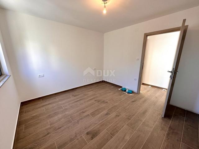 CRIKVENICA - Dvoetažni apartman, 101 m2, pogled na more!