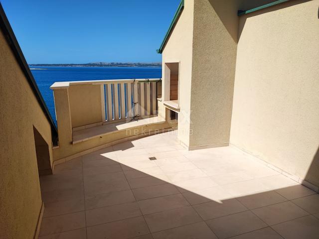 PAG ISLAND, POVLJANA 3 bedroom apartment in a new building FIRST ROW TO THE SEA