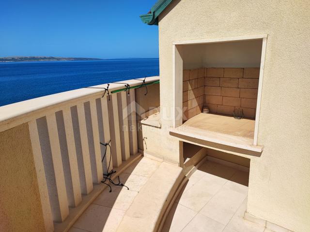 PAG ISLAND, POVLJANA 3 bedroom apartment in a new building FIRST ROW TO THE SEA