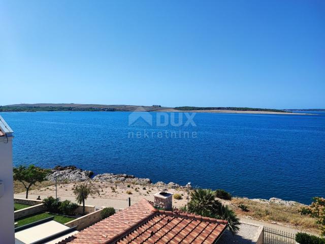 PAG ISLAND, POVLJANA 3 bedroom apartment in a new building FIRST ROW TO THE SEA