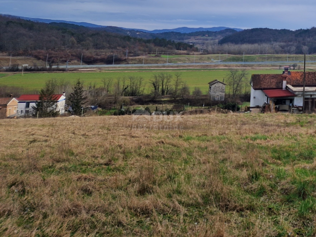 ISTRA, CEROVLJE - Samostojeća kamena zgrada