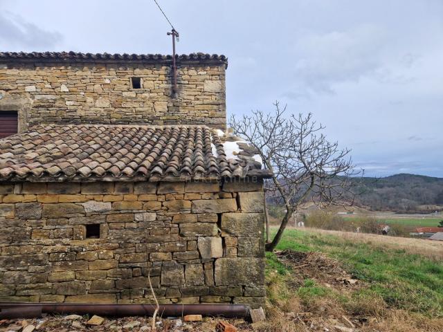 ISTRA, CEROVLJE - Samostojeća kamena zgrada