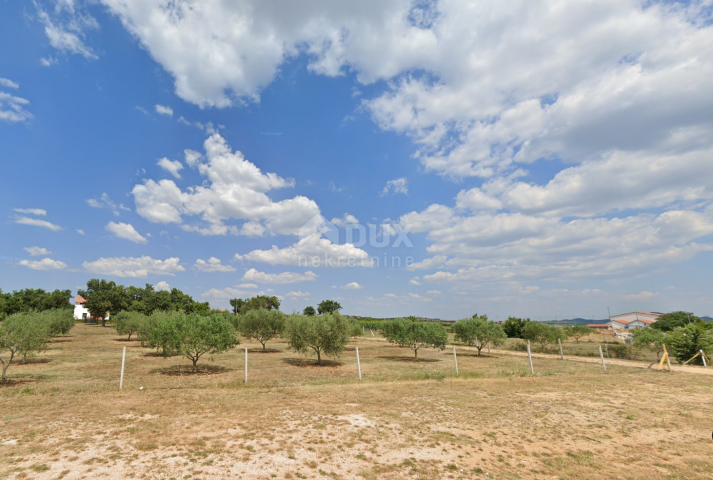 RAŠTANE, BIOGRAD – Eine außergewöhnliche Gelegenheit im Herzen Dalmatiens: Grundstück zur Miete in R