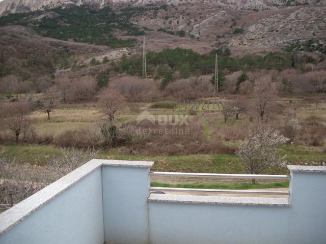 Insel Krk, Baška (Umgebung) - Renoviertes Haus mit zwei Wohnungen