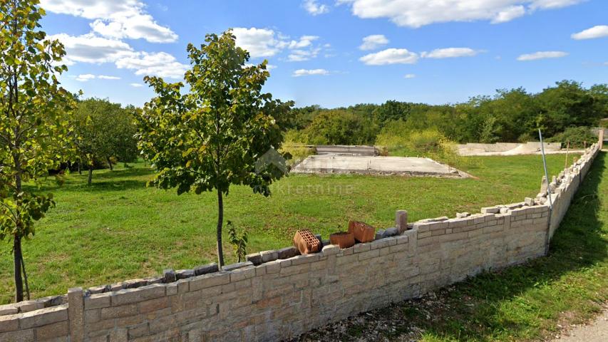 ISTRIA, GRAČIŠĆE - Construction of an attractive one-story house has begun