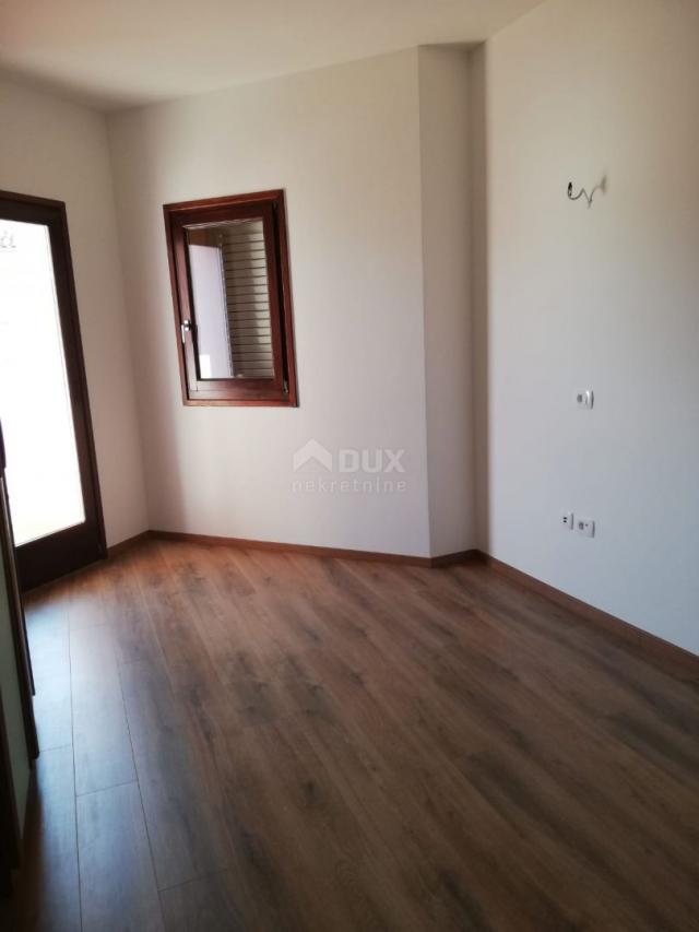 ISTRIA, POREČ - Apartment of 129m2 in the city center