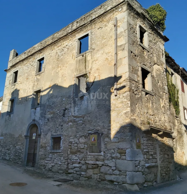 ISTRA PAZIN Stone house for adaptation