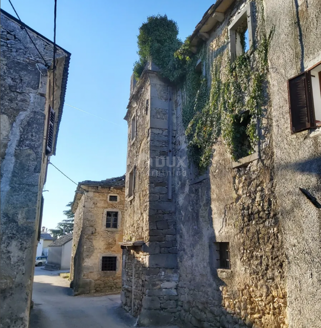 ISTRA PAZIN Stone house for adaptation