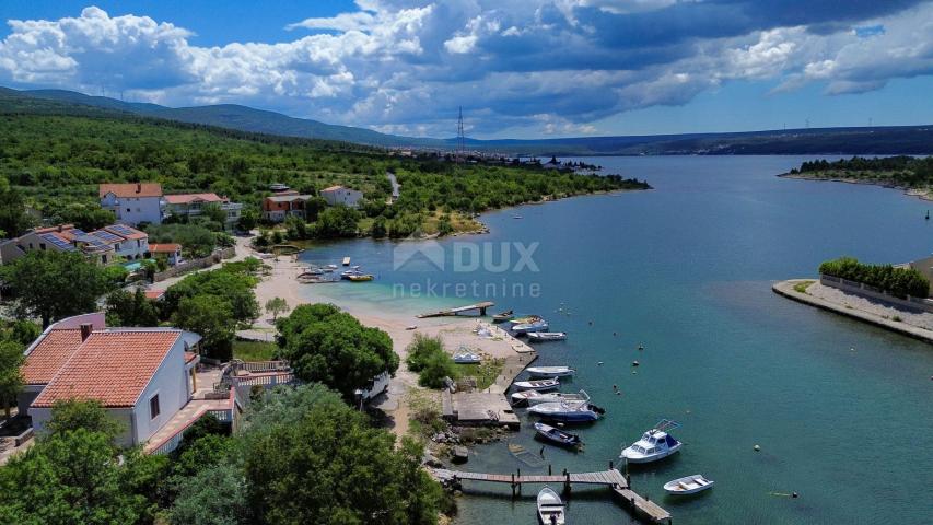 RIBNICA, OBROVAC - OPPORTUNITY! House 1st row to the sea + boat and mooring