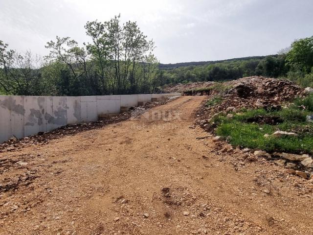 ISTRIEN, RABAC - Grundstück mit offenem Meerblick und Baugenehmigung