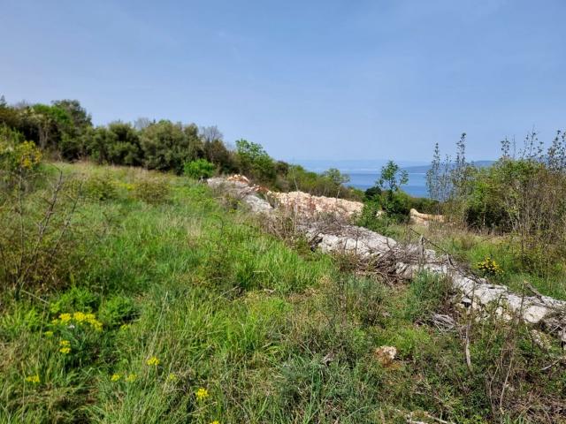 ISTRIEN, RABAC - Grundstück mit offenem Meerblick und Baugenehmigung