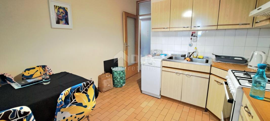 RIJEKA, SRDOČI – wunderschöne 2BR+DB mit Meerblick