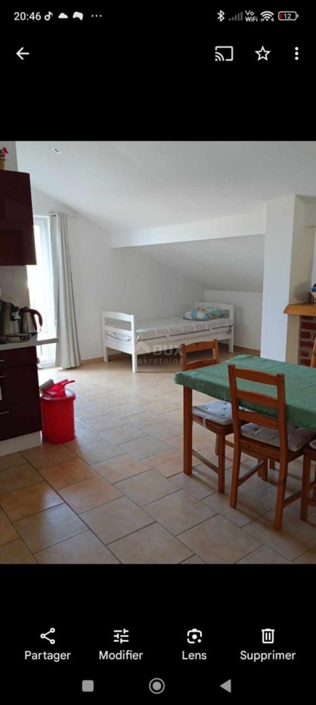 NOVI VINODOLSKI, POVILE - schöne 2 Schlafzimmer + Badezimmer mit Meerblick