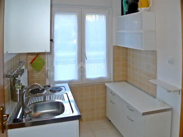 ISTRIA, ROVINJ - Apartment house, 200 m from the sea