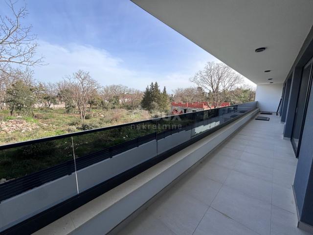 ZADAR, ZATON - Modern villa with a heated pool in a new building