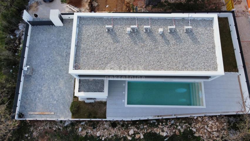 ZADAR, ZATON - Modern villa with a heated pool in a new building