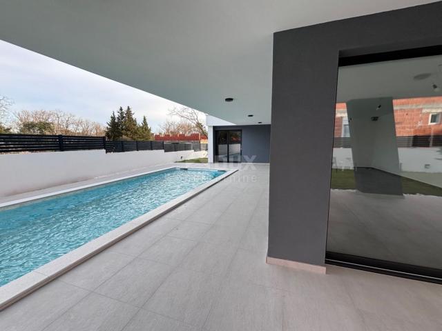 ZADAR, ZATON - Modern villa with a heated pool in a new building