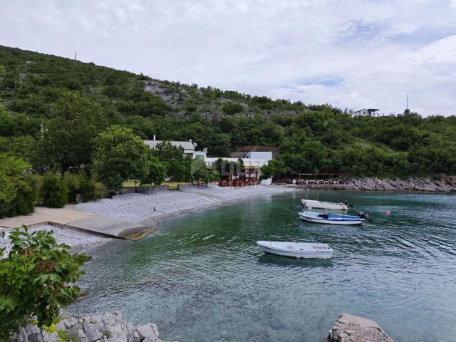 SENJ - Wohnung im Erdgeschoss, nahe dem Meer