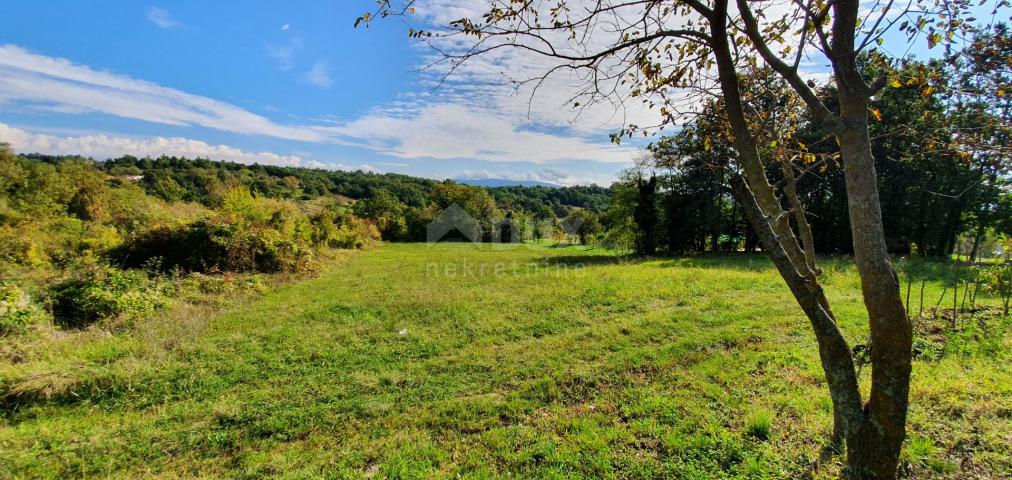 ISTRIEN, GRAČIŠĆE – Grundstückskomplex in bester Lage mit schöner Aussicht