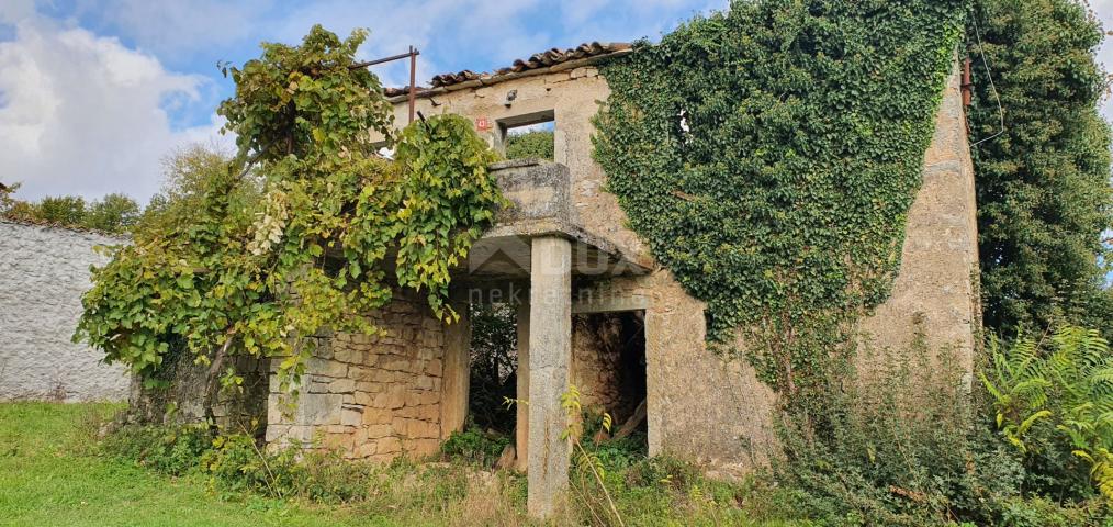 ISTRIEN, GRAČIŠĆE – Grundstückskomplex in bester Lage mit schöner Aussicht