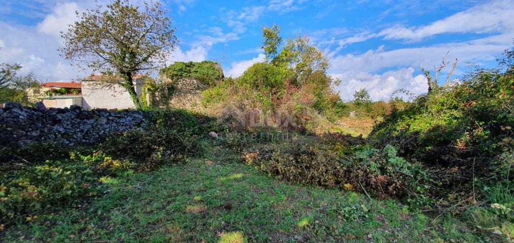 ISTRIEN, GRAČIŠĆE – Grundstückskomplex in bester Lage mit schöner Aussicht