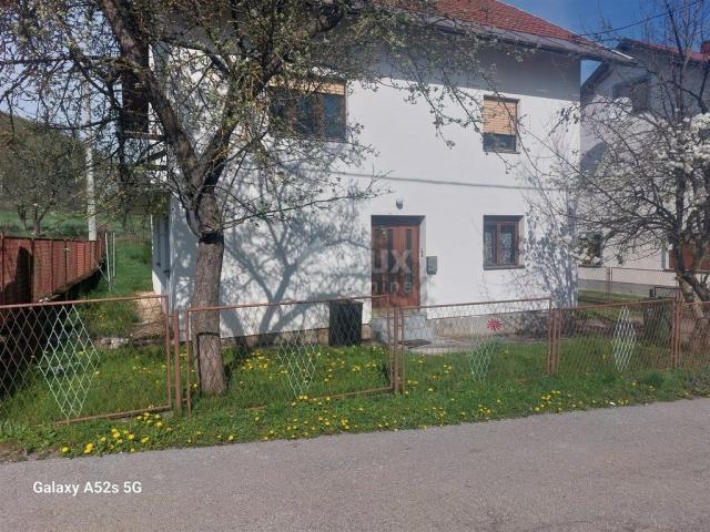 OTOČAC - Haus in ruhiger Lage