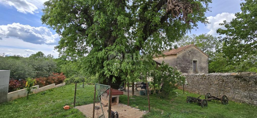 ISTRIEN, POREČ - Renoviertes istrisches Haus mit Garten