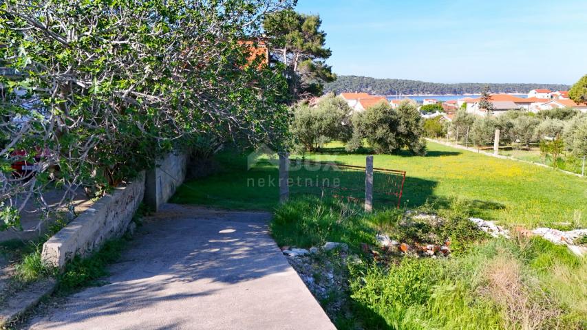 RAB ISLAND, BARBAT - Building land near the sea