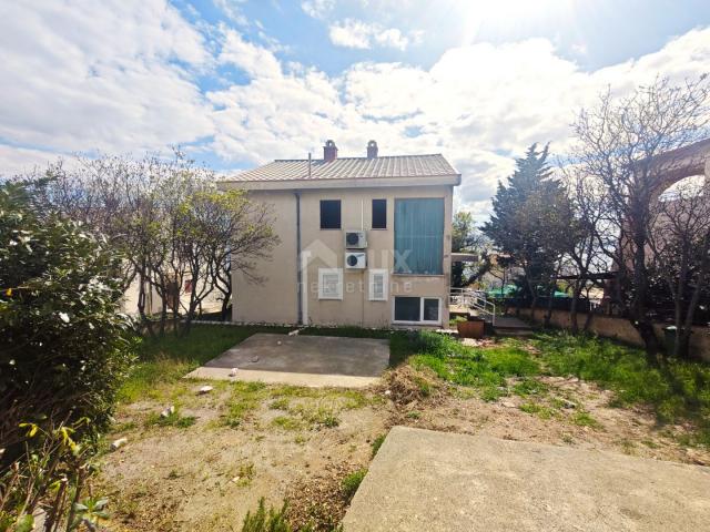 NOVI VINODOLSKI - Apartman 2S+DB, 200 metara od plaže!