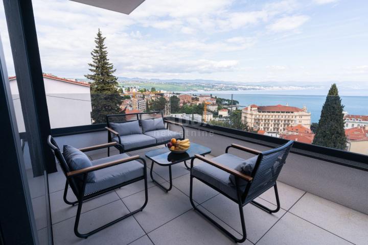 OPATIJA, CENTER - apartment for rent 130m2 in a new building with a pool and a garage in the center 