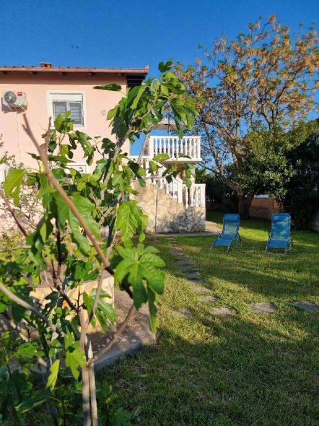 ZADAR, NIN - Renovated house with two apartments near the sea