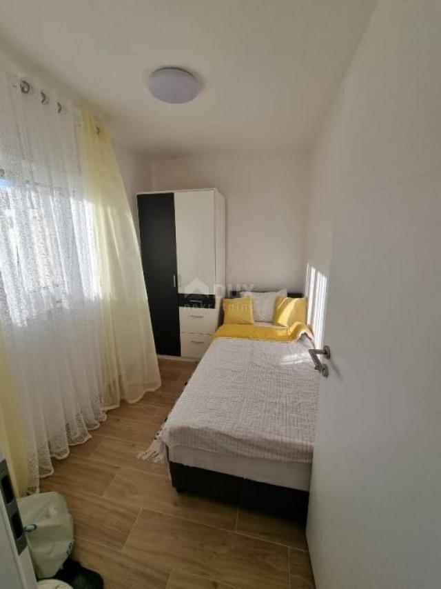 ZADAR, NIN - Renovirana kuća s dva apartmana u blizini mora