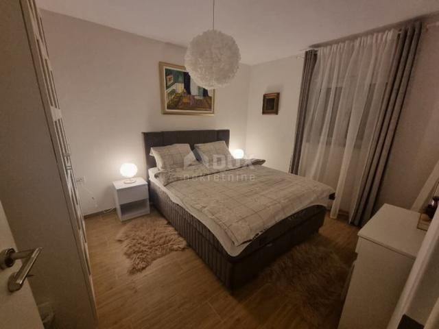 ZADAR, NIN - Renovirana kuća s dva apartmana u blizini mora