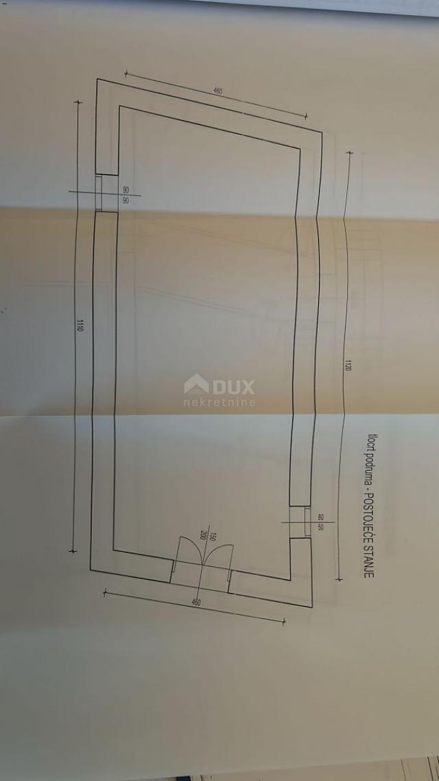 ŠIBENIK, ZLARIN - Steinhaus zur Anpassung