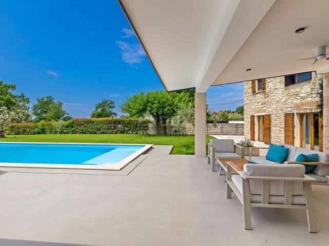 ISTRIA, BRTONIGLA - Contemporary stone villa