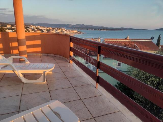 ŠIBENIK, BRODRICA - Apartment with a beautiful view