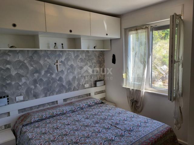 ZADAR, PAKOŠTANE - Dvoetažni apartman s predivnim pogledom 