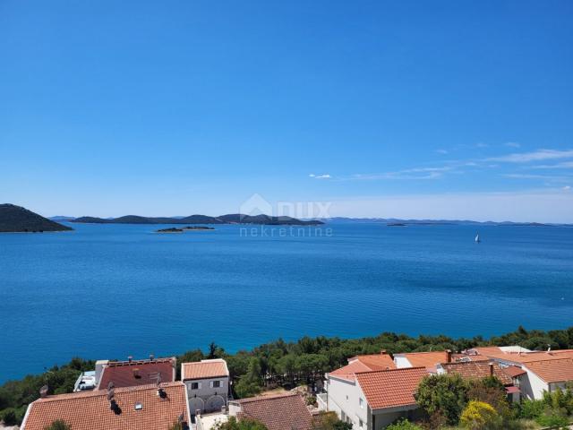 ZADAR, PAKOŠTANE - Dvoetažni apartman s predivnim pogledom 