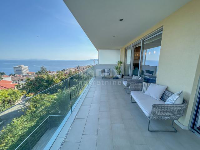 OPATIJA, CENTER - magnificent apartment in a new building, open space, panoramic view, garage