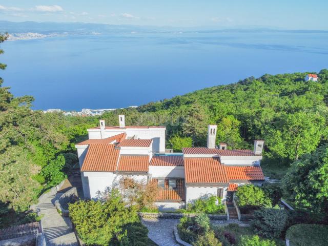 OPATIJA RIVIERA - privatna vila posebnog rasporeda s bazenom i panoramskim pogledom na more