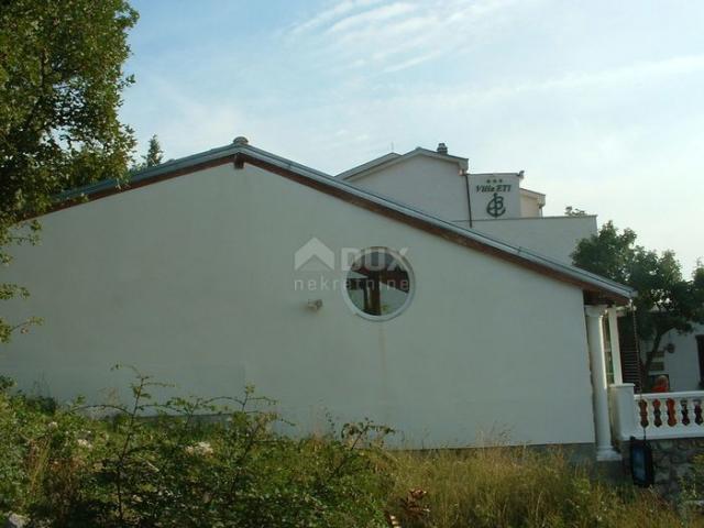 NOVI VINODOLSKI, KLENOVICA - Einfamilienhaus mit Meerblick + Garten! GELEGENHEIT!